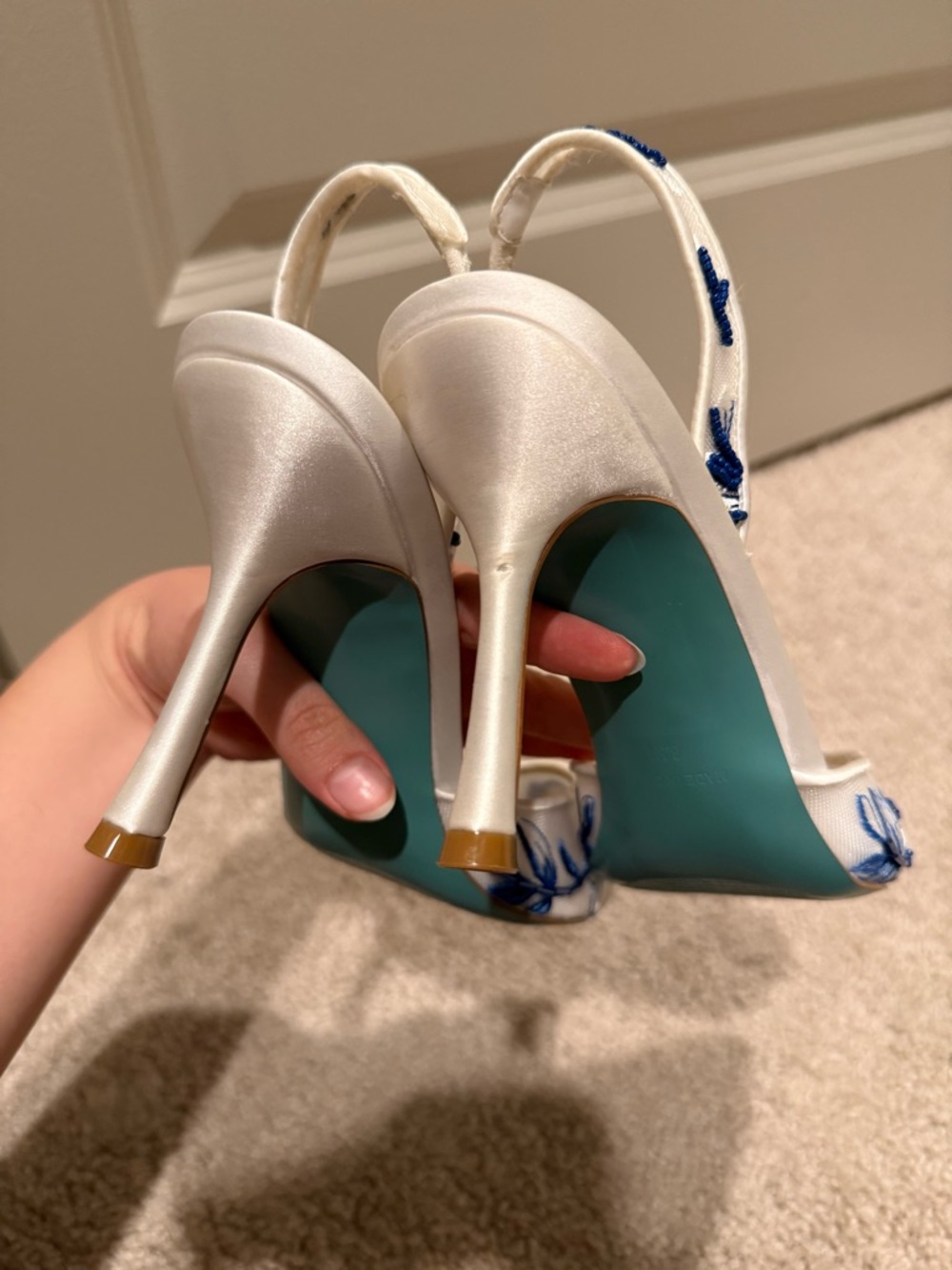 Betsey Johnson White Slingback Heels with Blue Floral Embroidery - Picture 6 of 7